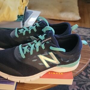 New Balance Black and Aqua Running Shoes